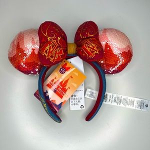 Minnie Mouse Main Attraction Ears